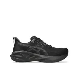 ASICS: Чёрные кроссовки  Novablast