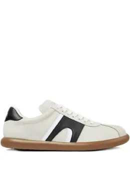Camper: Белые кроссовки  Pelotas