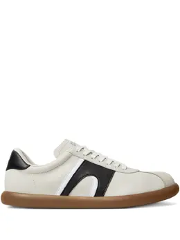 Camper: Белые кроссовки  Pelotas