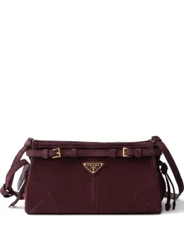 Prada: Бордовая сумка 