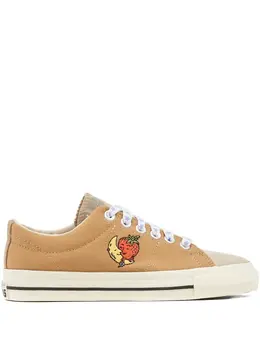 Converse: Светлые кроссовки  One Star Pro