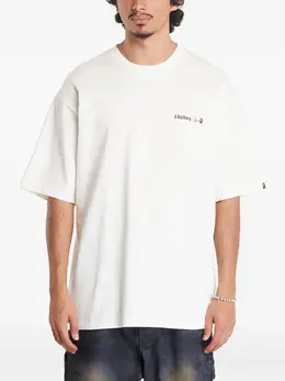 A BATHING APE®: Футболка с принтом 