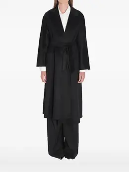 Max Mara: Чёрное пальто 