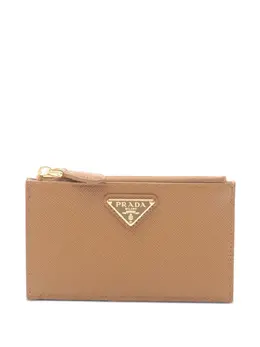 Prada Pre-Owned: Обложка 