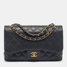 Chanel: Чёрная сумка 