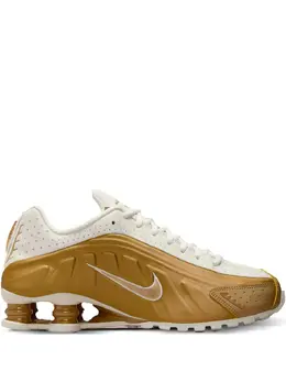 Nike: Белые кроссовки  Shox R4