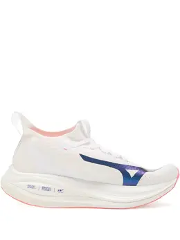 Mizuno: Белые кроссовки 