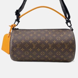Louis Vuitton: Коричневая сумка 