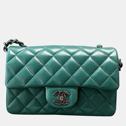 Chanel: Зелёная сумка 