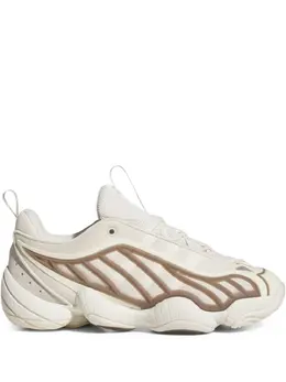 adidas: Белые кроссовки 