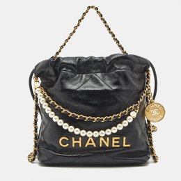 Chanel: Чёрная сумка 