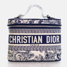 Dior: Голубая сумка 