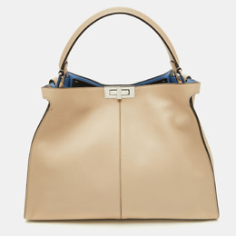 Fendi: Бежевая сумка на руку  Peekaboo