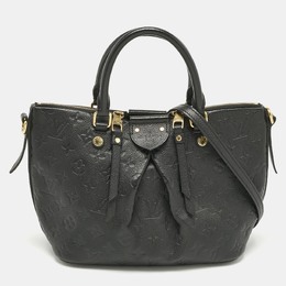 Louis Vuitton: Чёрная сумка 