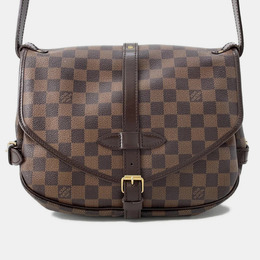 Louis Vuitton: Красная сумка 