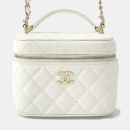 Chanel: Белая сумка 
