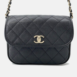 Chanel: Чёрная сумка 