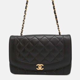 Chanel: Чёрная сумка 