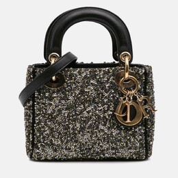 Dior: Чёрная сумка 