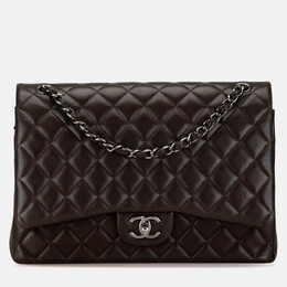 Chanel: Чёрная сумка 