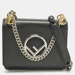 Fendi: Чёрная сумка  Kan I F