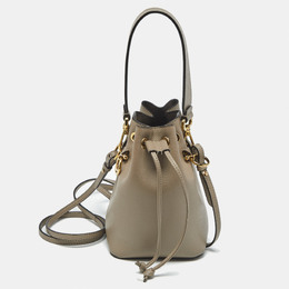 Fendi: Бежевая сумка  Mon Tresor