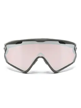 Oakley: Зелёная куртка 