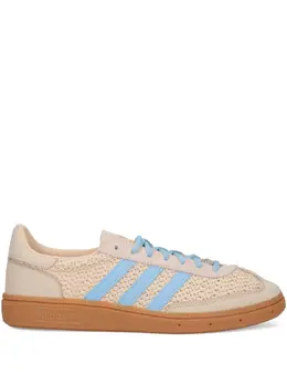 adidas: Бежевые кроссовки  Spezial