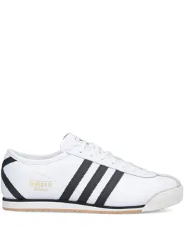 adidas: Белые кроссовки 