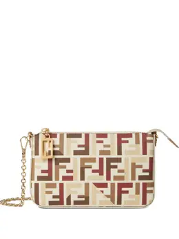 FENDI: Белый клатч  Baguette