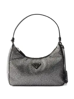 Prada: Чёрная сумка 