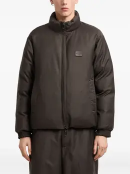 Emporio Armani: Тёмная куртка 