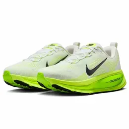 NIKE: Белые кроссовки 
