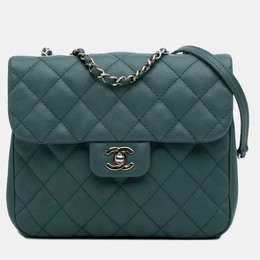 Chanel: Голубая сумка 
