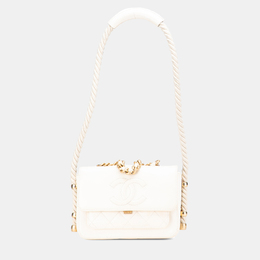 Chanel: Белая сумка 