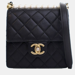 Chanel: Чёрная сумка 