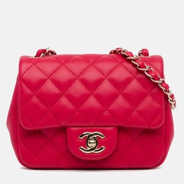 Chanel: Красная сумка 