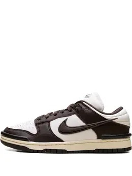 Nike: Белые кроссовки  Dunk Low