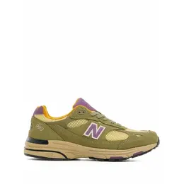 New Balance: Зелёные кроссовки 