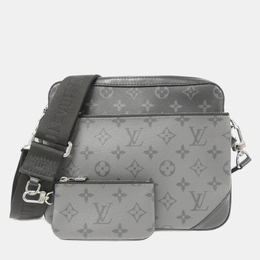 Louis Vuitton: Сумка 