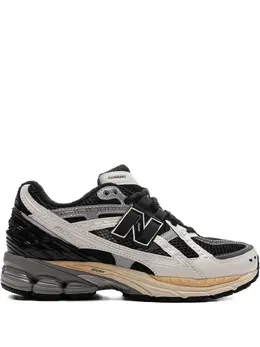 New Balance: Чёрные кроссовки 