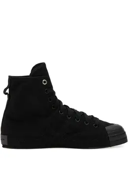 Y-3: Чёрные кроссовки 