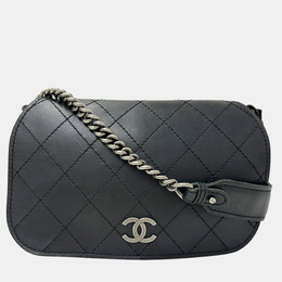 Chanel: Чёрная сумка 
