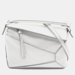 Loewe: Серебристая сумка  Puzzle