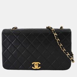 Chanel: Чёрная сумка 