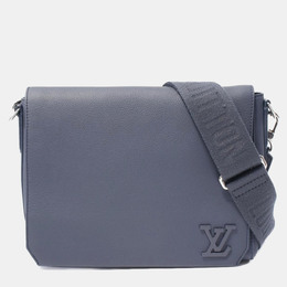 Louis Vuitton: Синяя сумка 