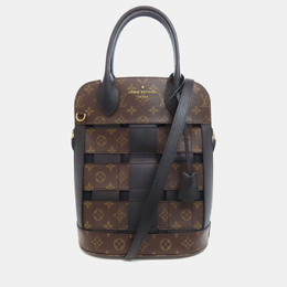 Louis Vuitton: Коричневая сумка 