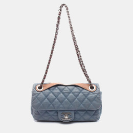 Chanel: Голубая сумка 