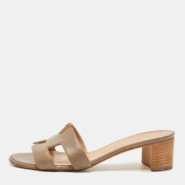 Hermes: Зелёные сандалии 