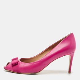 Salvatore Ferragamo: Розовые босоножки  Vara Bow